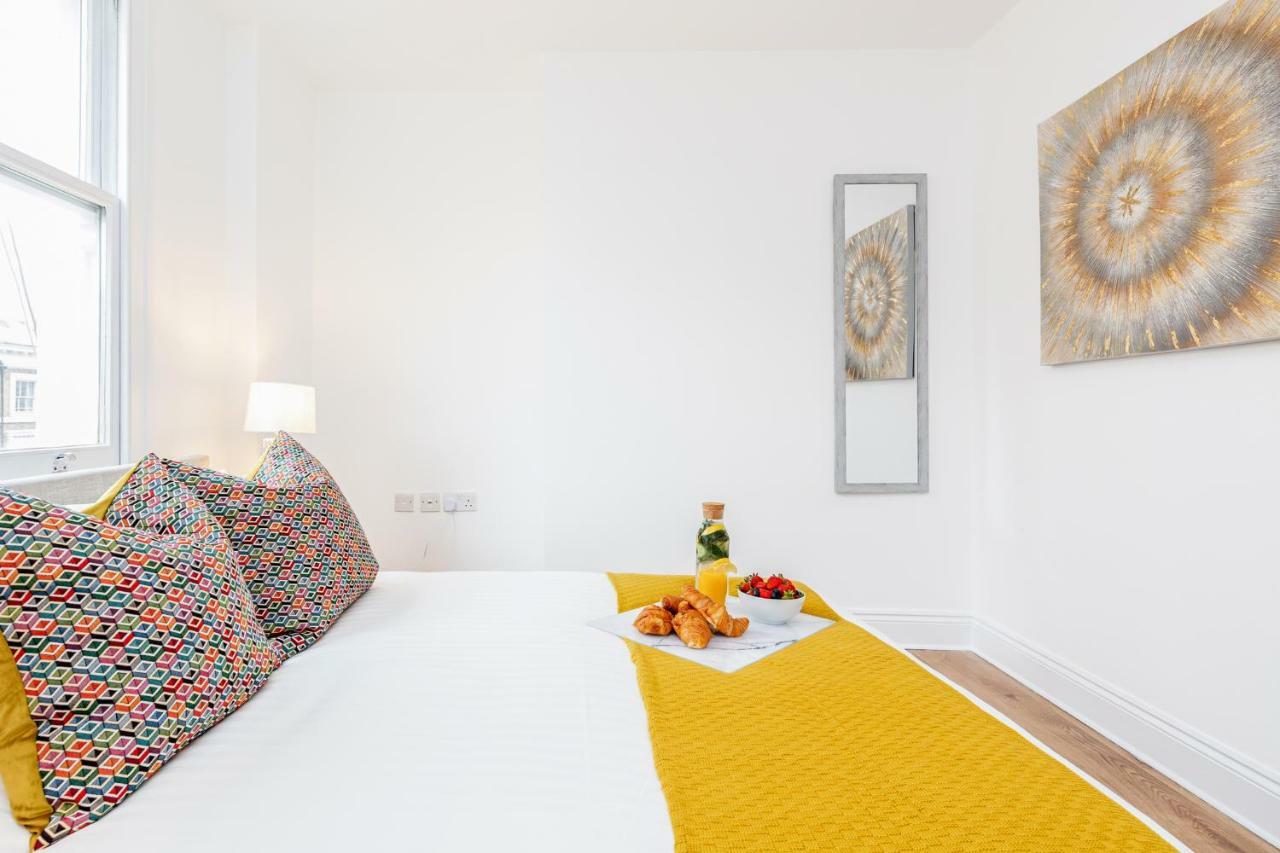 Bright & Spacious 4Beds Home - Kensington High Street-Olympia Londýn Exteriér fotografie